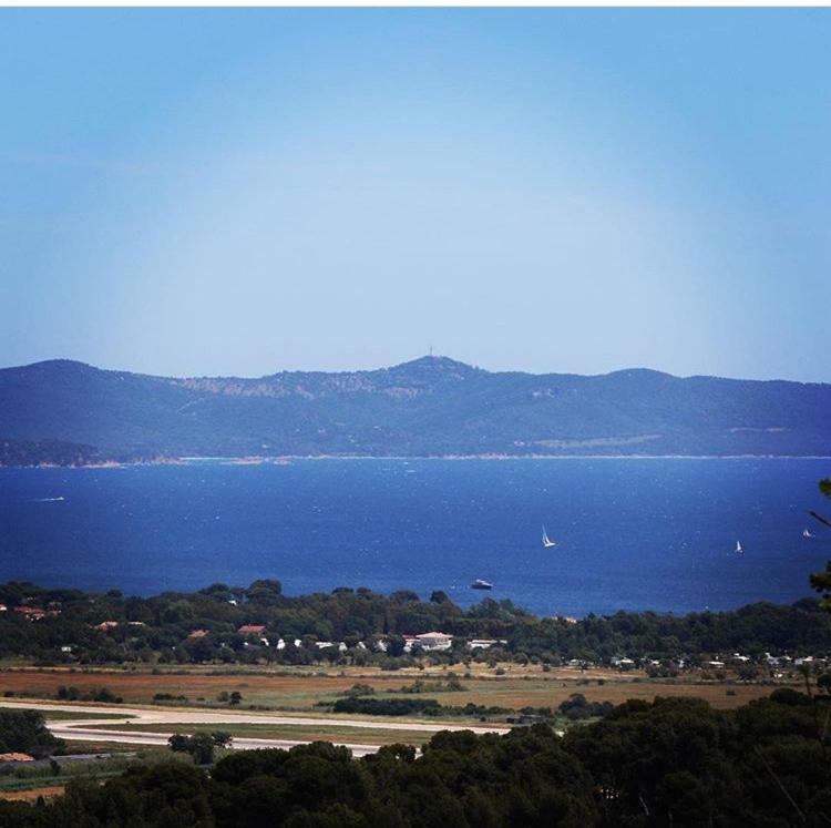 Bastide De La Joie De Vivre Hotel Hyeres Exterior photo