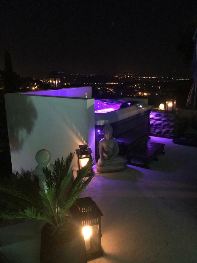 Bastide De La Joie De Vivre Hotel Hyeres Exterior photo